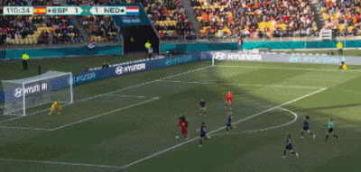 2023-0811-9a5bfd34g00rz7jph00yed000b4005bp.gif